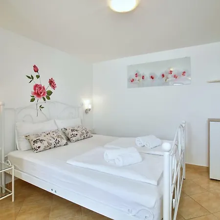 Kristic, Cozy With A Terrace Appartamento Ragusa