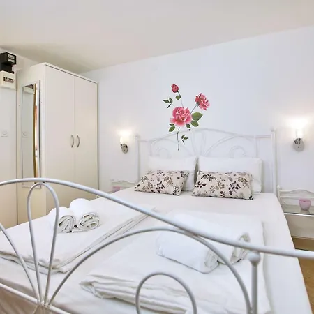 Kristic, Cozy With A Terrace Dubrovnik