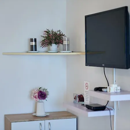 Kristic, Cozy With A Terrace