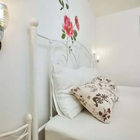 Kristic, Cozy With A Terrace * Dubrovnik