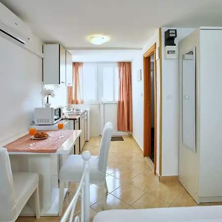 Kristic, Cozy With A Terrace Dubrovnik