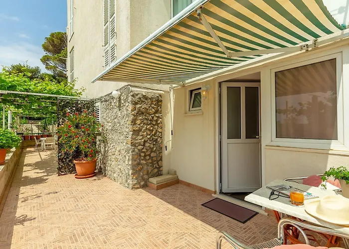 Kristic, Cozy With A Terrace Dubrovnik