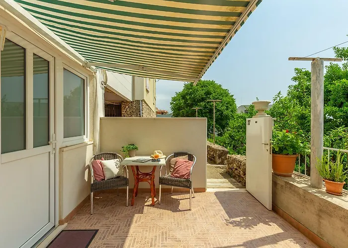 Apartment Kristic, Cozy With A Terrace *