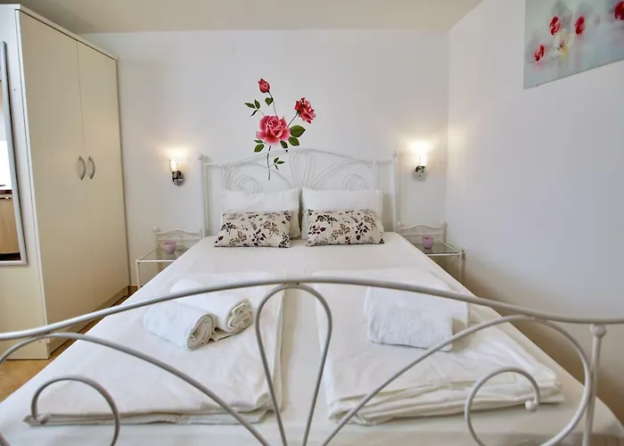 Apartment Kristic, Cozy With A Terrace Dubrovnik