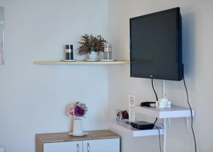 Kristic, Cozy With A Terrace