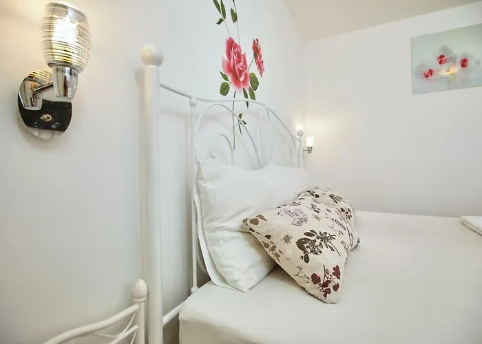 Kristic, Cozy With A Terrace * Dubrovnik