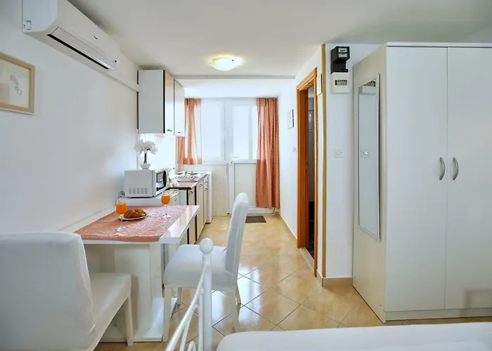 Kristic, Cozy With A Terrace Dubrovnik