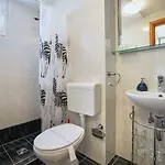 Appartement Kristic, Cozy With A Terrace *